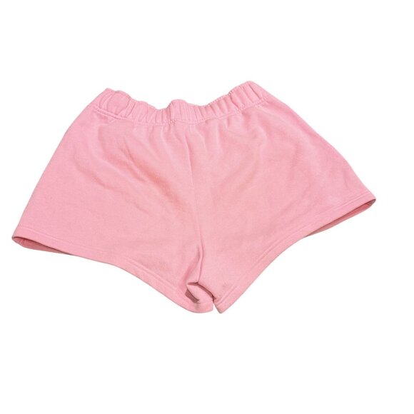 Alo Yoga Accolade Shorts in Sweet Pink - Picture 4 of 4